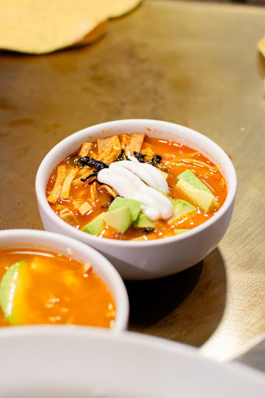 Platillos y salsas de El Farolito