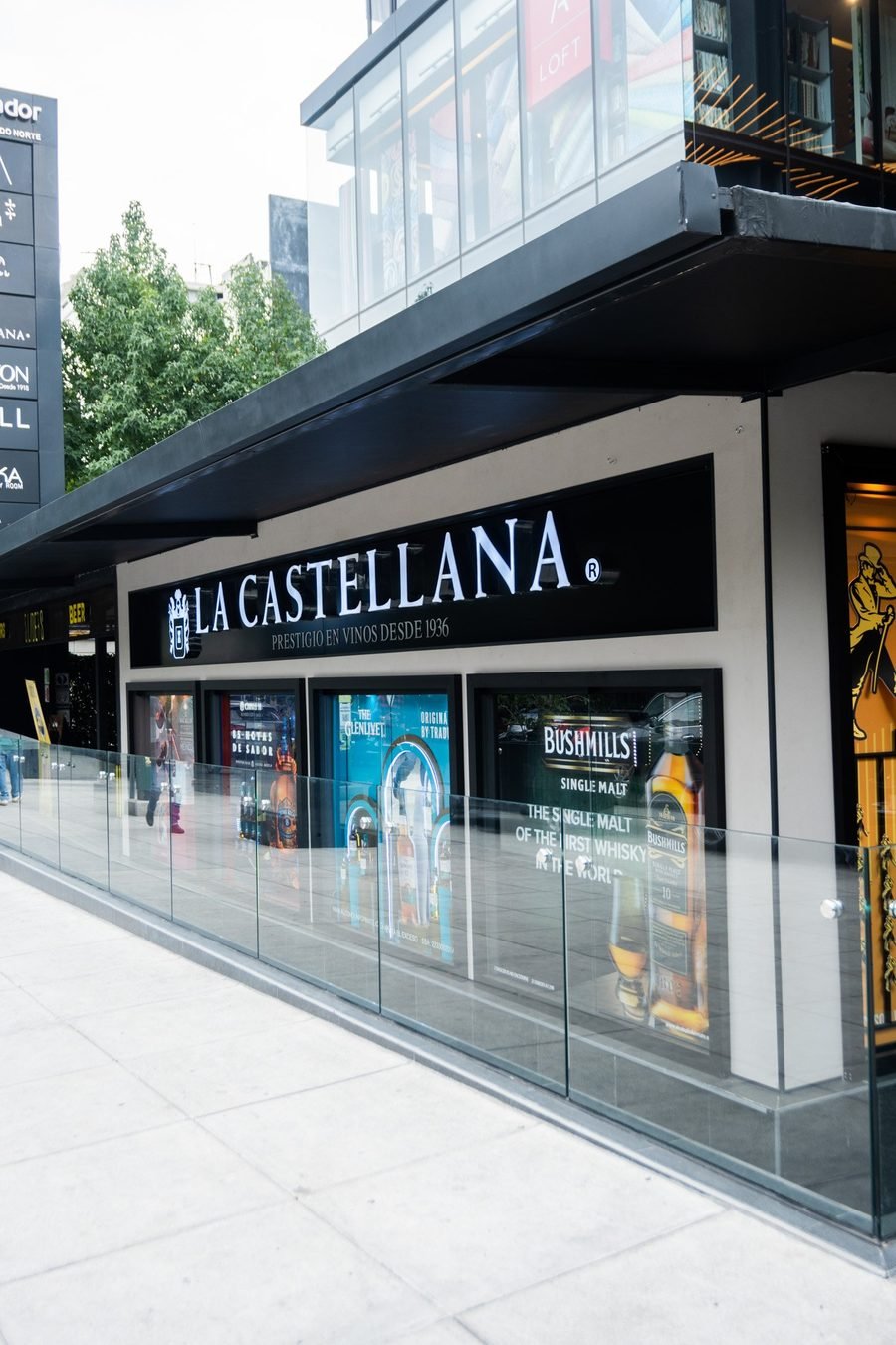 Fachada de La Castellena